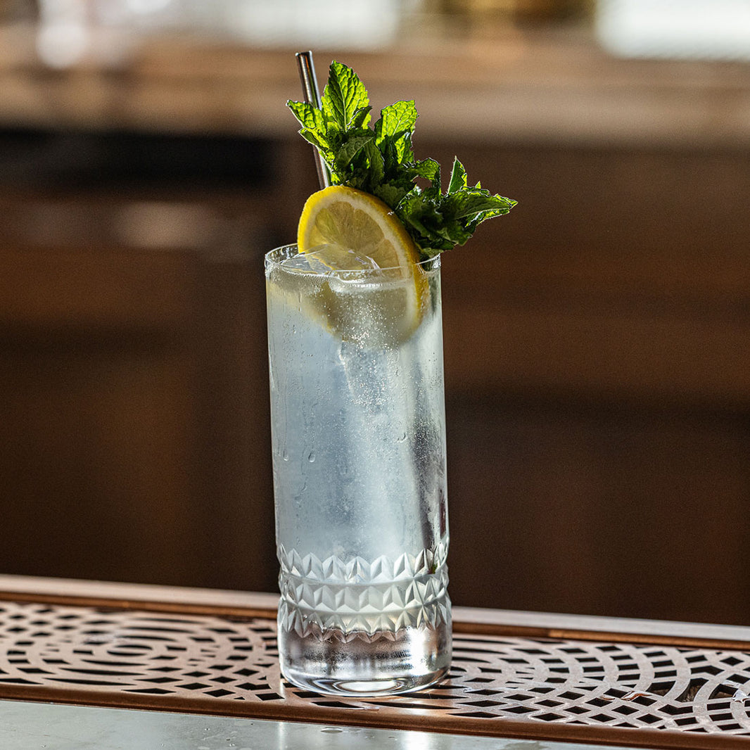 Estate Breeze cocktail, made with Klocke Estate Apple Brandy 00